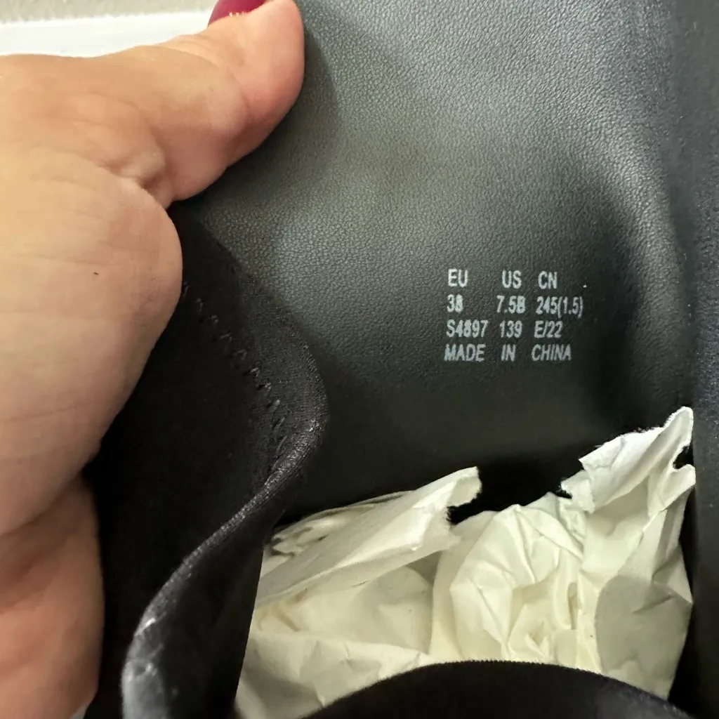 Stuart Weitzman‎ Keelan City Suede Boots 7.5 - Image 5