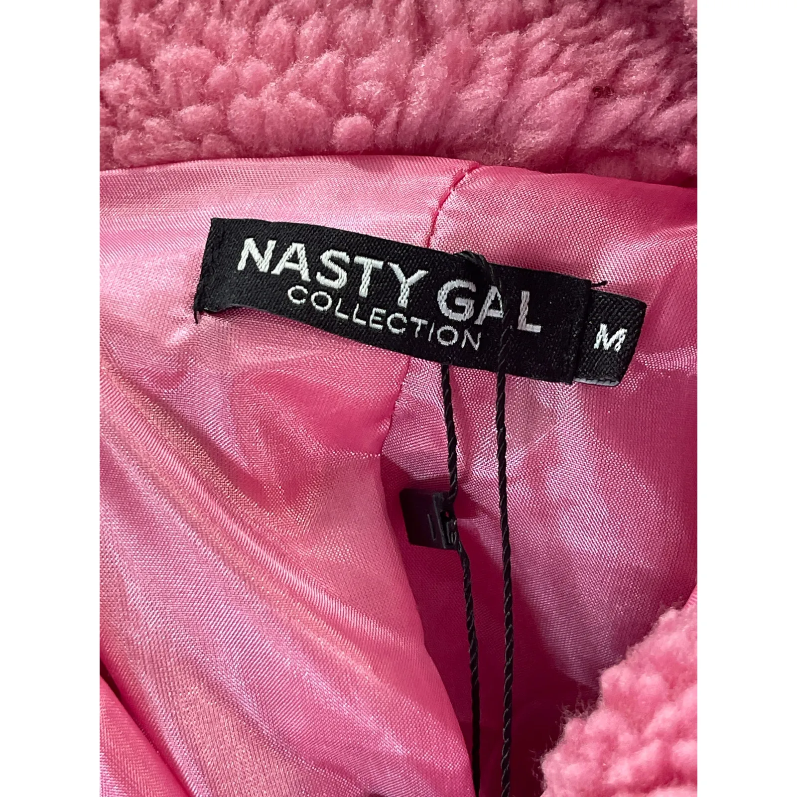 NEW Nasty Gal Pink Oversized Faux Fur Notched Collar Long Sleeve Coat Jacket M - Image 4