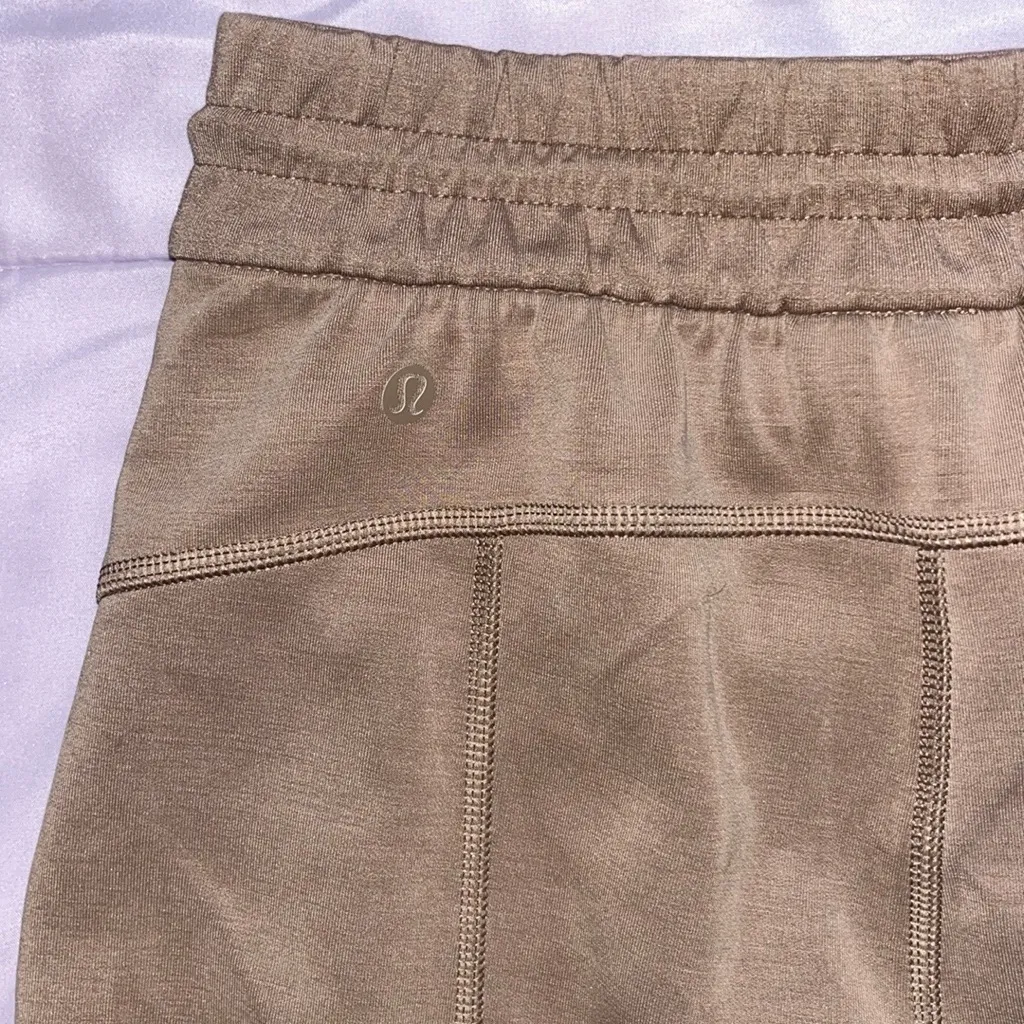 lululemon athletica softstreme high rise shorts - Image 6