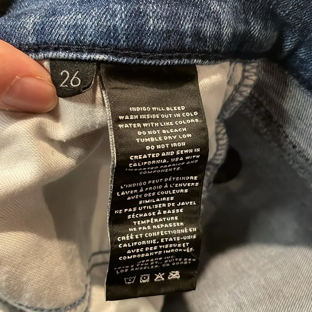 J Brand- Alana High-Rise Crop Ankle Jeans in Fix Up Destruct Wash- Size 26 - Image 7