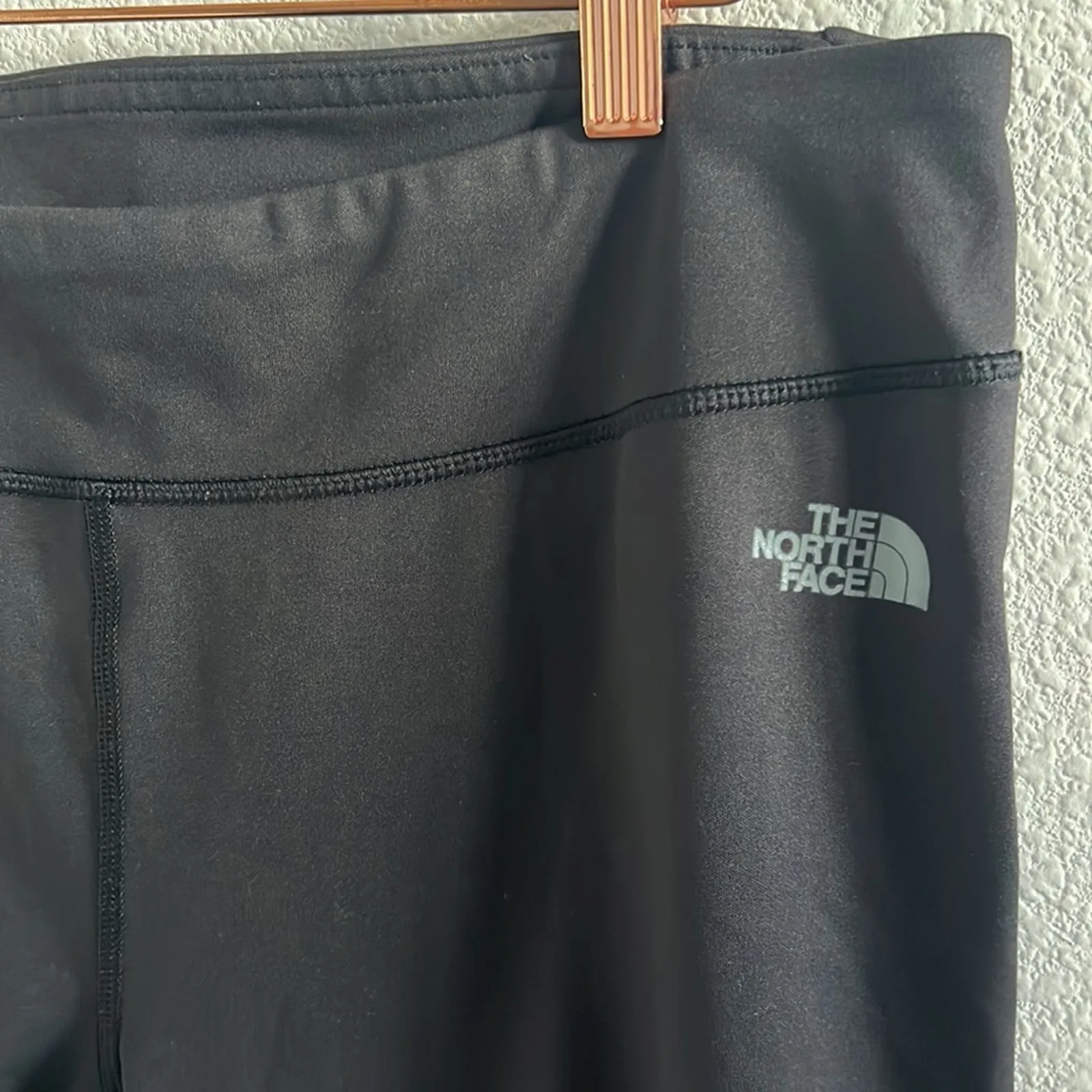 The North Face Black Flash Dry 3/4 Pants Hiking Outdoor Exercise Athletic Pants - Image 3