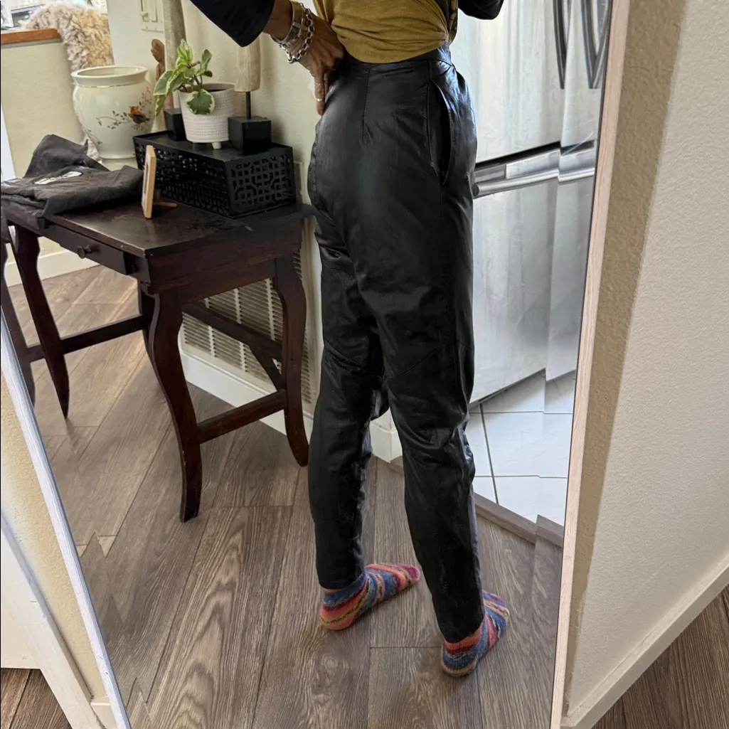 Wilsons vintage high waisted Leather pants size 4 - Image 11