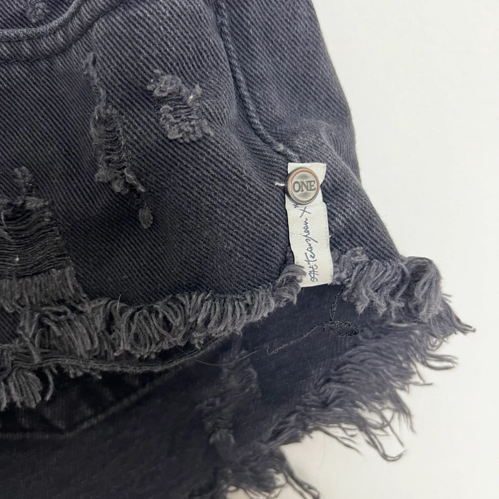 - Bonitas Denim Shorts Black Oak Raw Hem Distressed Festival Summer - Image 5