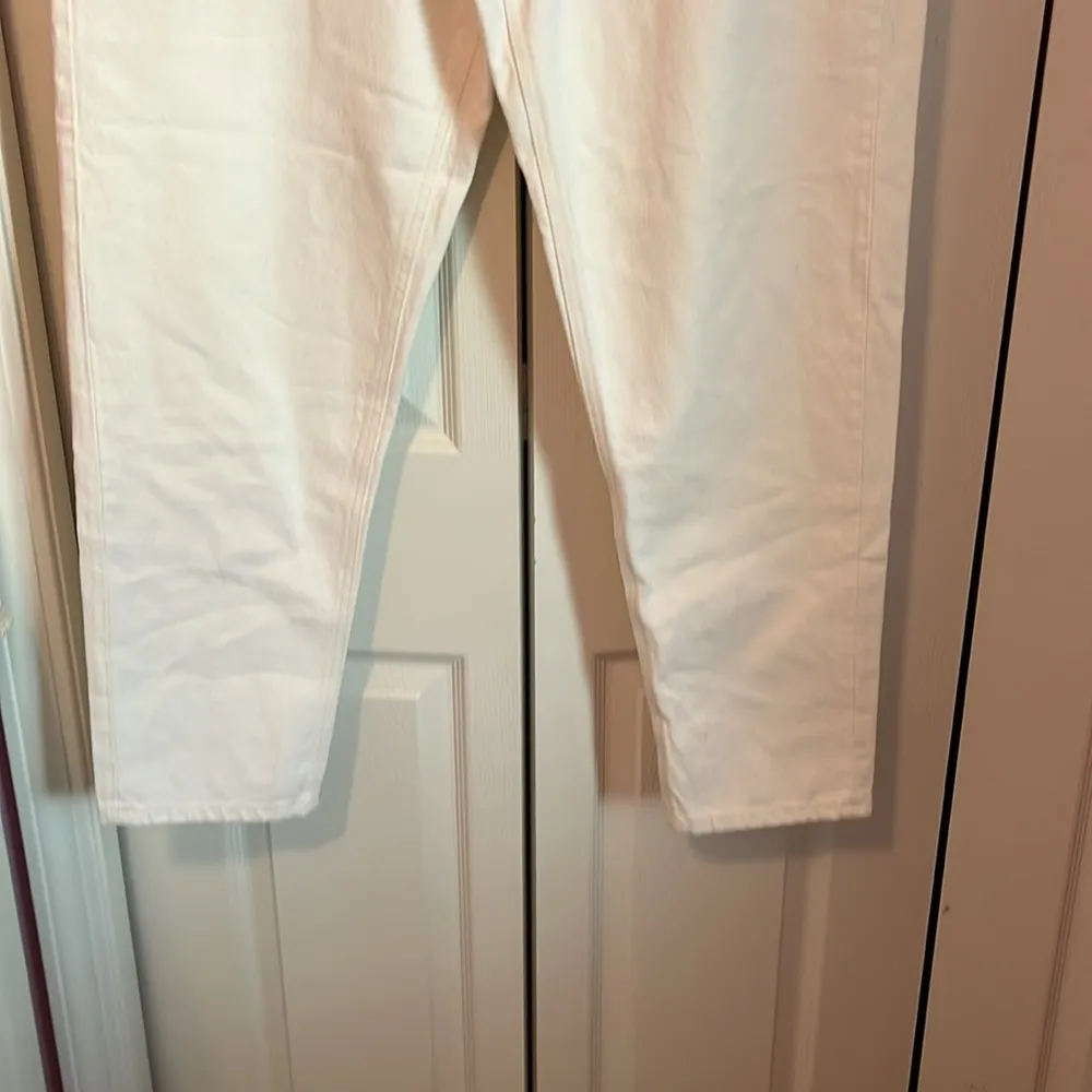 Gap  white mom jeans - Image 4