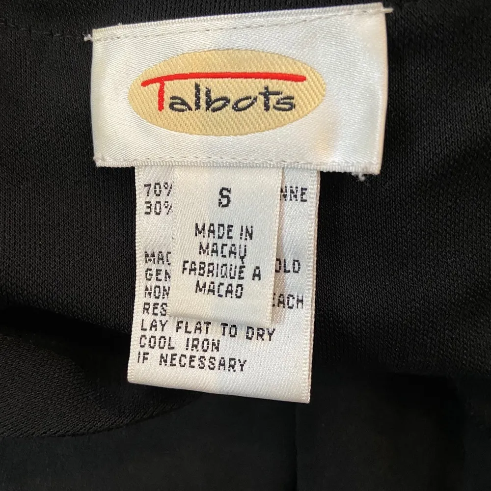 Talbots size small black rayon/poly blend cardigan - Image 4
