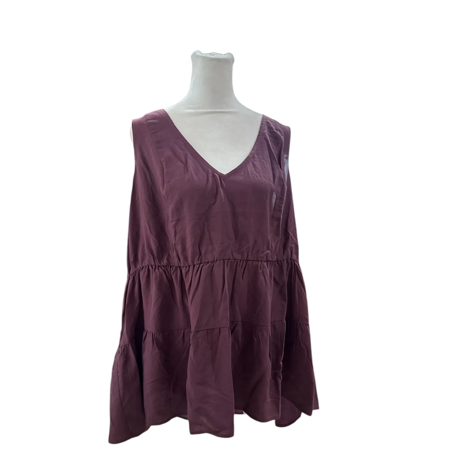 Torrid Burgundy Crinkle Gauze Tiered Lace Up Back Peplum Tank Top Size 1X NWT - Image 3