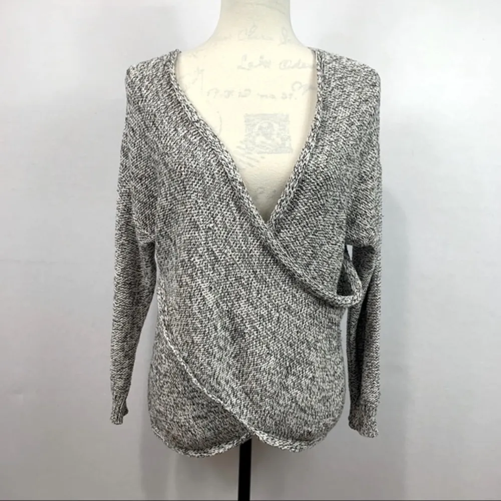 Kimchi Blue Marled Wrap Sweater Size M - Image 2