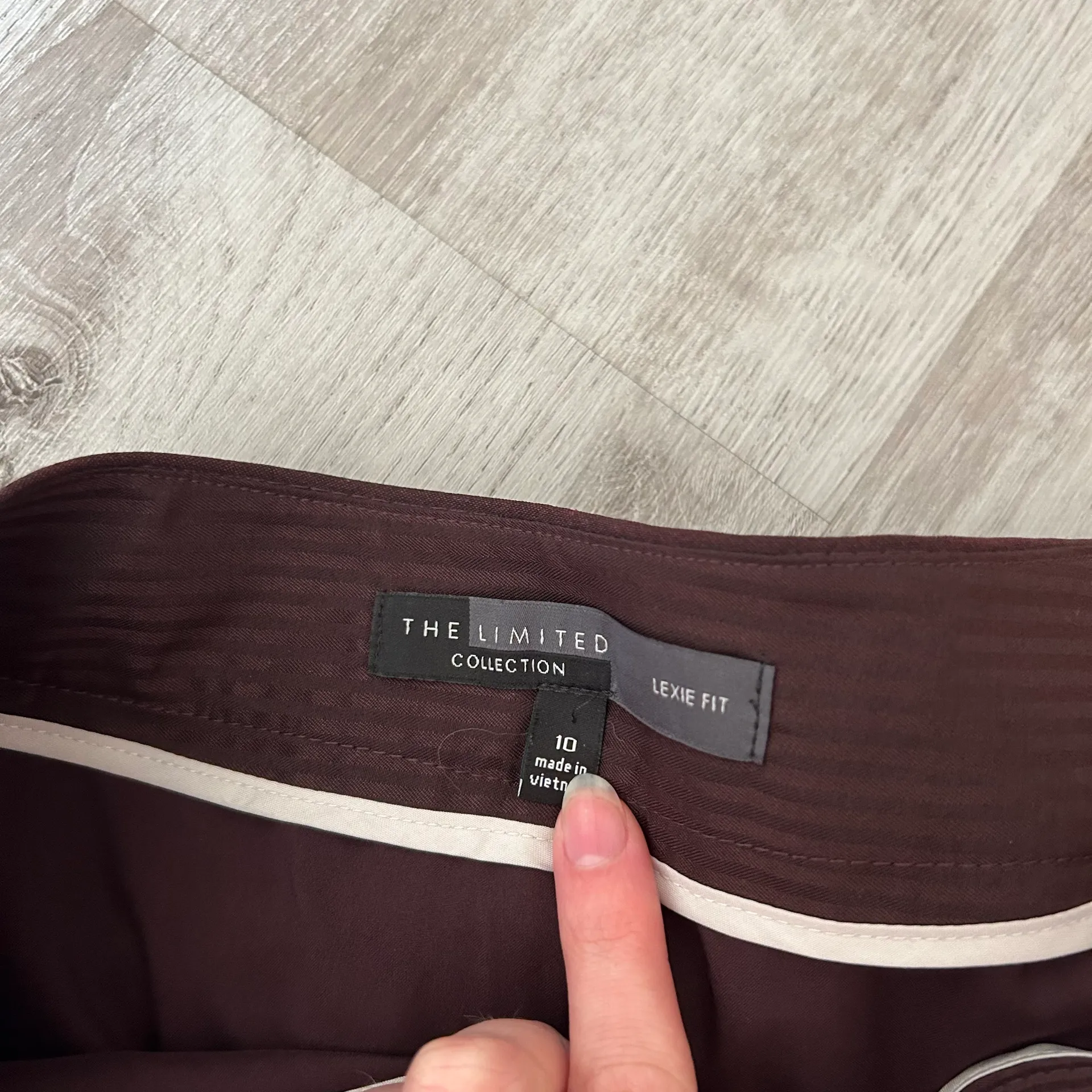 The Limited Collection Lexie Fit Straight Bodycon Burgundy Skirt - Image 4