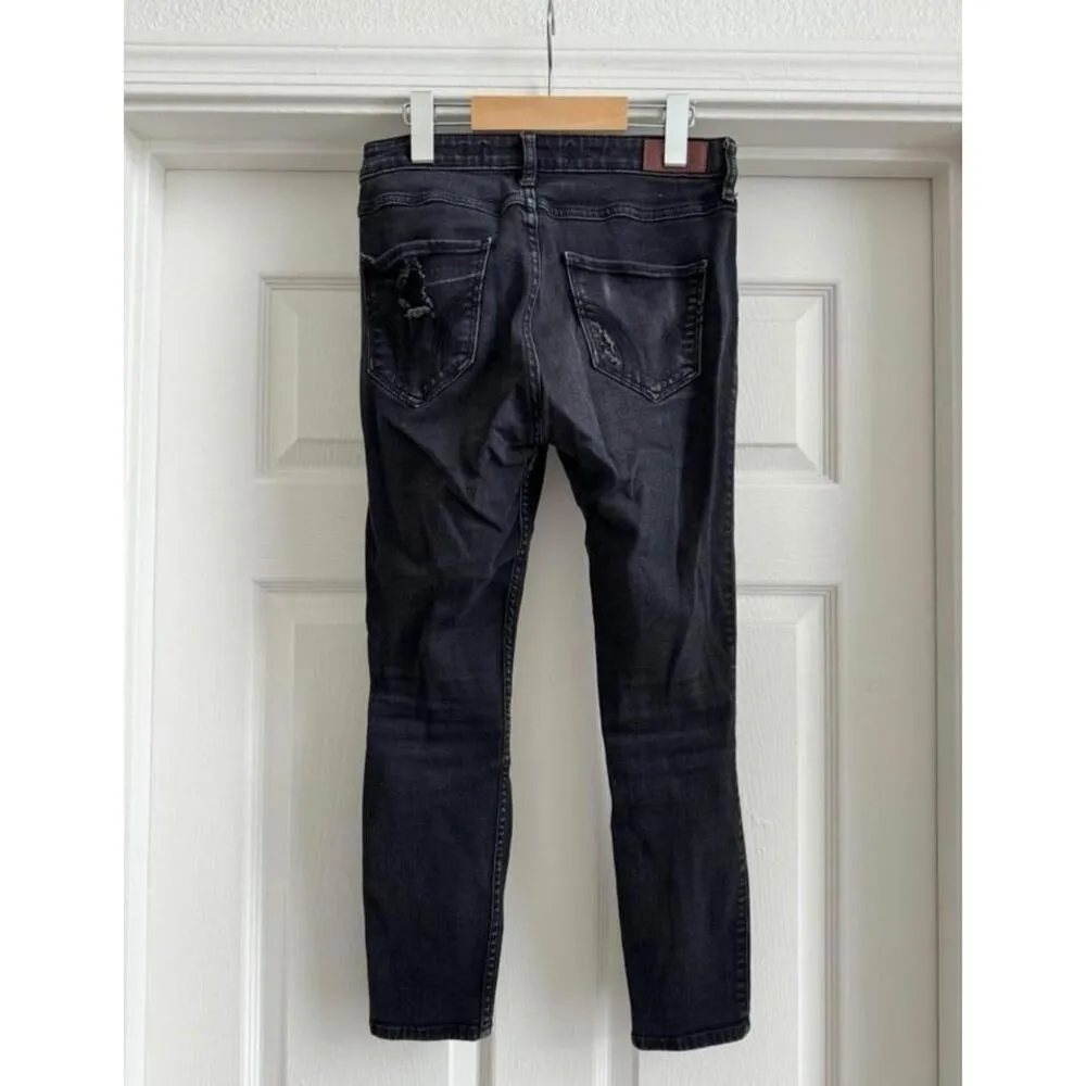 Hollister Cropped Jeans Size 26 - Image 2