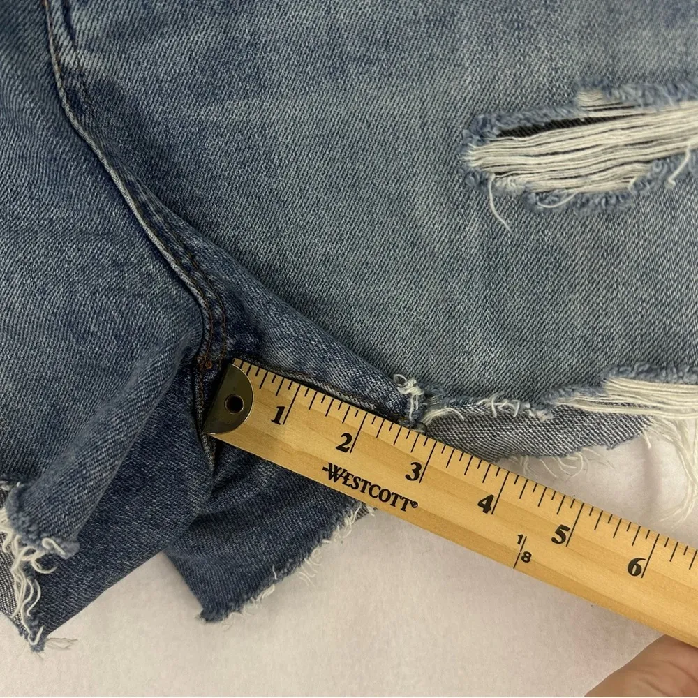 Blank NYC The Barrow Distressed Jean Shorts Women’s 30 Blue - Image 4