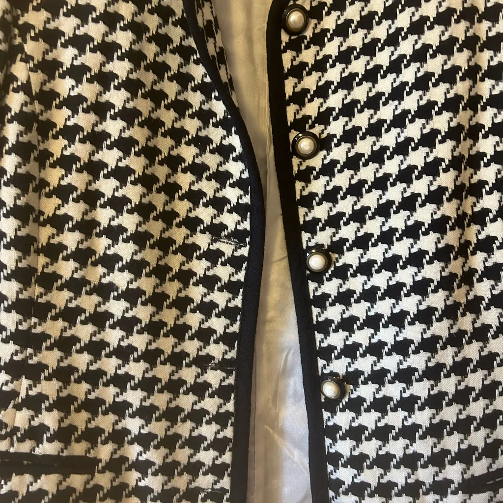 Vintage women’s E Style jacket. Size 14. Used in great condition. Black - Image 3