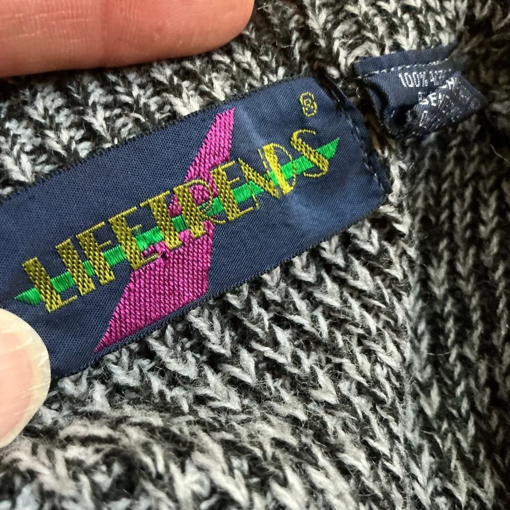 Vintage 80s oversized crewneck sweater - Image 4