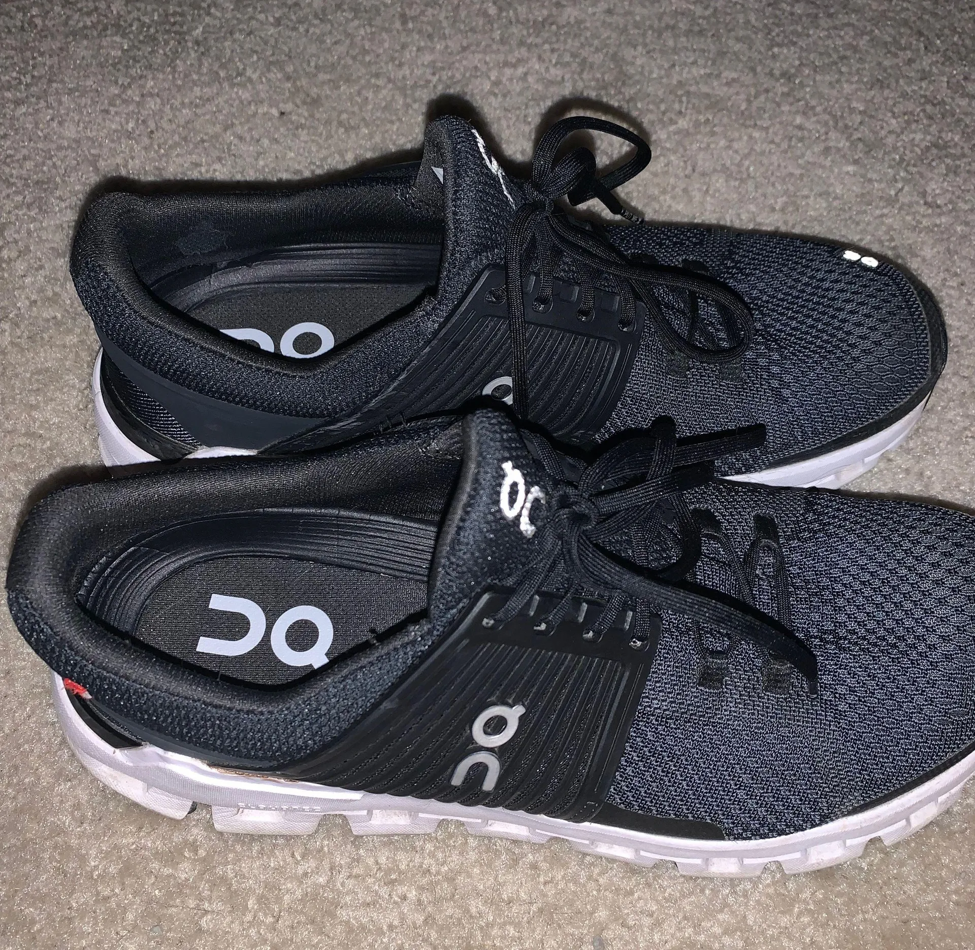 On Cloud  Running Shoes - Image 4