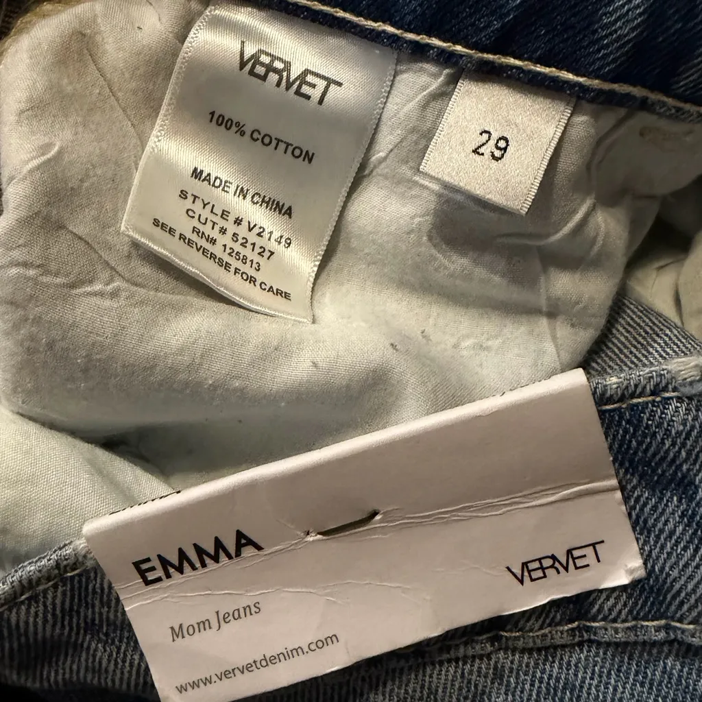 VERVET | Emma Mid Rise Crop Mom Straight Leg Jeans Size 29 NWT - Image 4