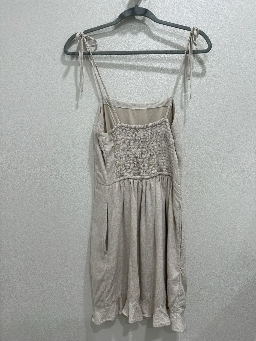 abercrombie ruffle tie mini dress Abercrombie & Fitch Puff Sleeve Tie-Front Mini Dress