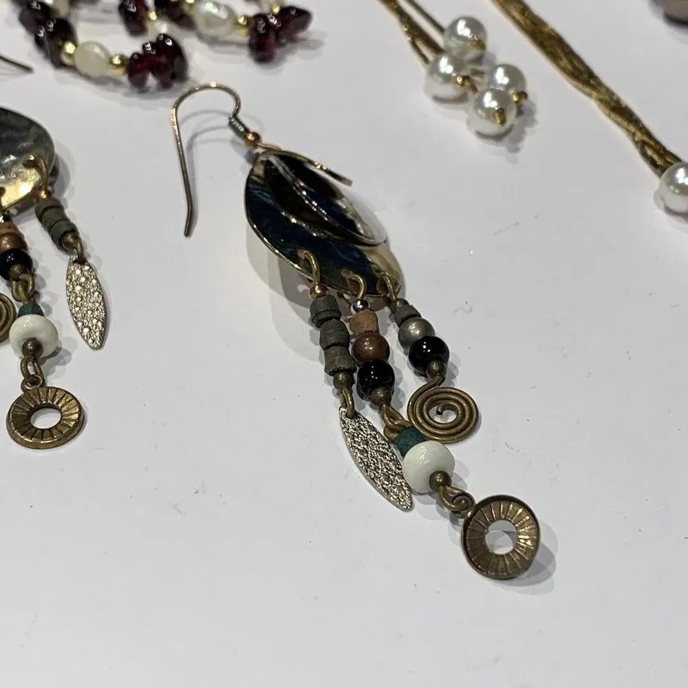 Lot Of 4 Costume Earrings Long Dangle Drop - Image 3