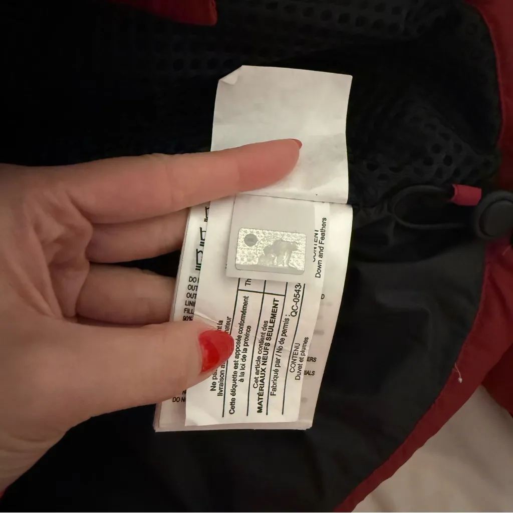 BRAND NEW CANADA GOOSE JUNCTION PARKA! - Image 6