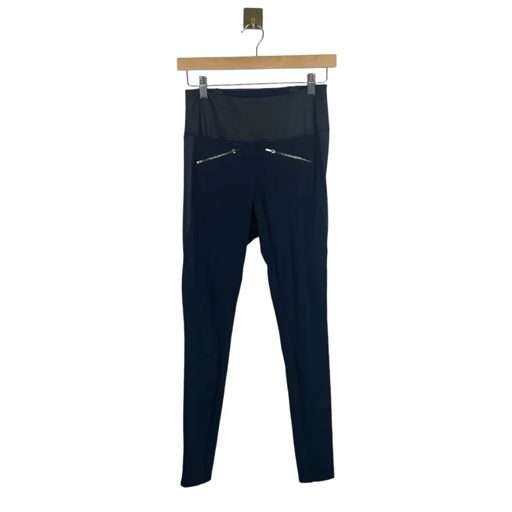 Aday Throw It Higher Technical Silk Pocket Leggings in Navy/Black Size S - Image 6