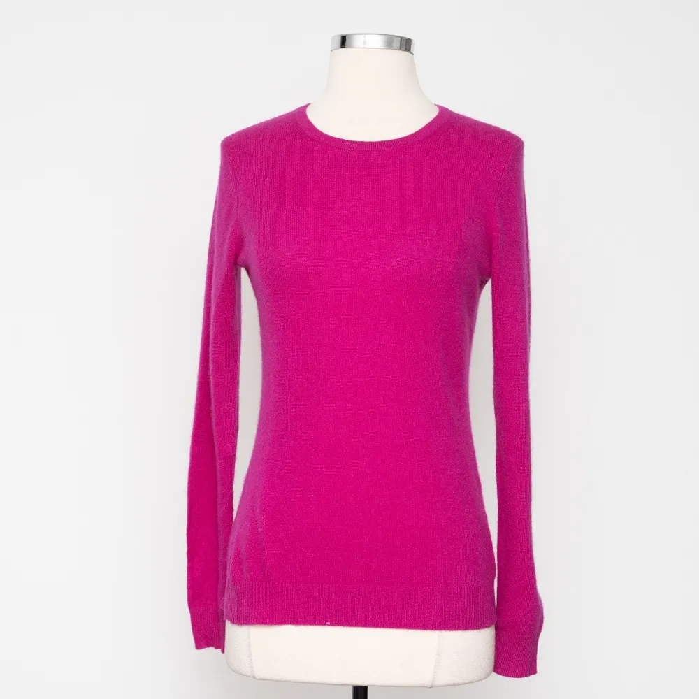 Charter Club. 100% Cashmere Crewneck Sweater. - Image 9