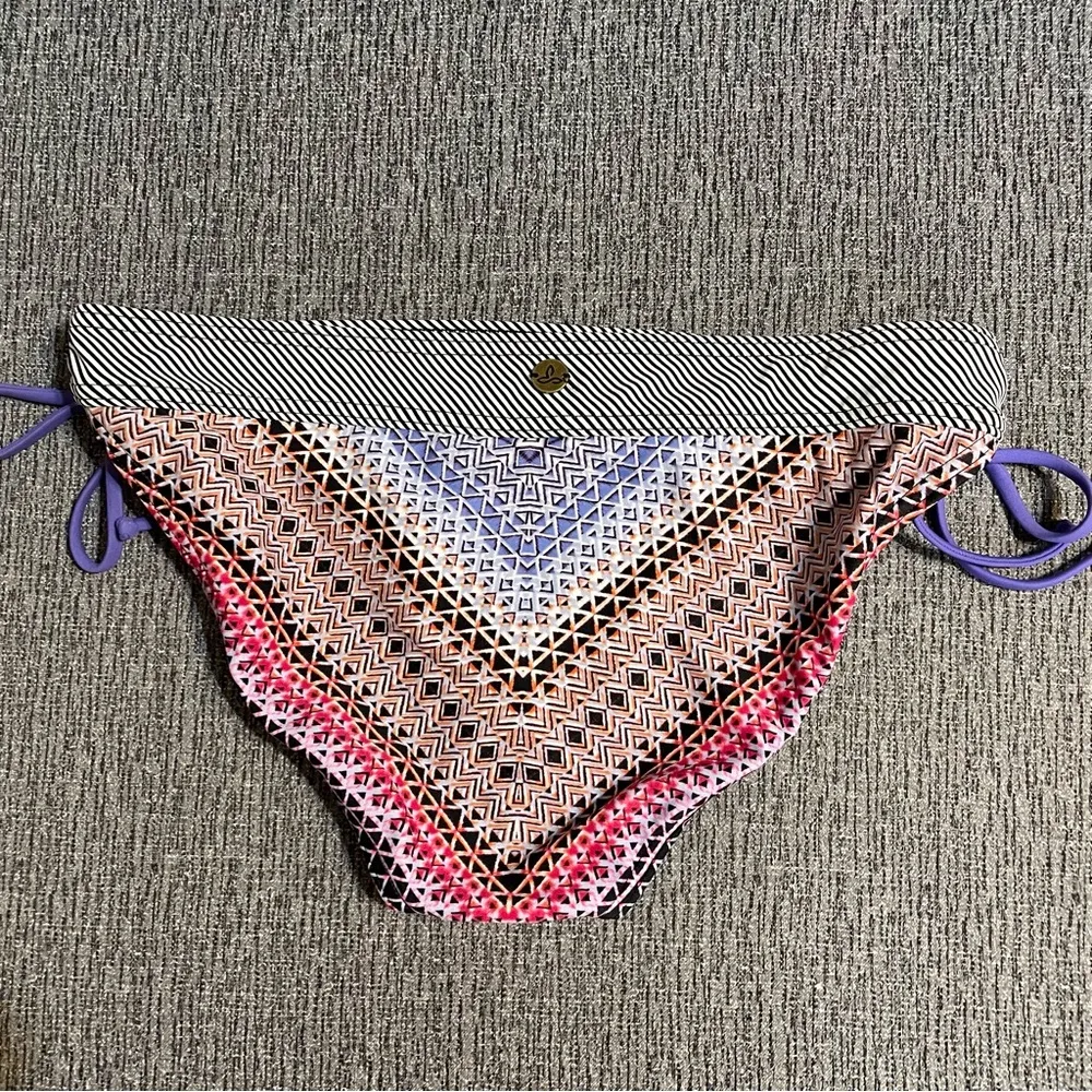 Prana Women’s Swim Bottoms - Image 4