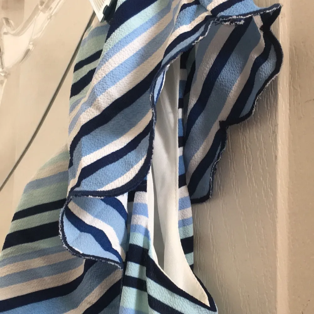 FINAL MARKDOWN LADIES’ Shift-style One Shoulder Mini Dress (L) - Image 4