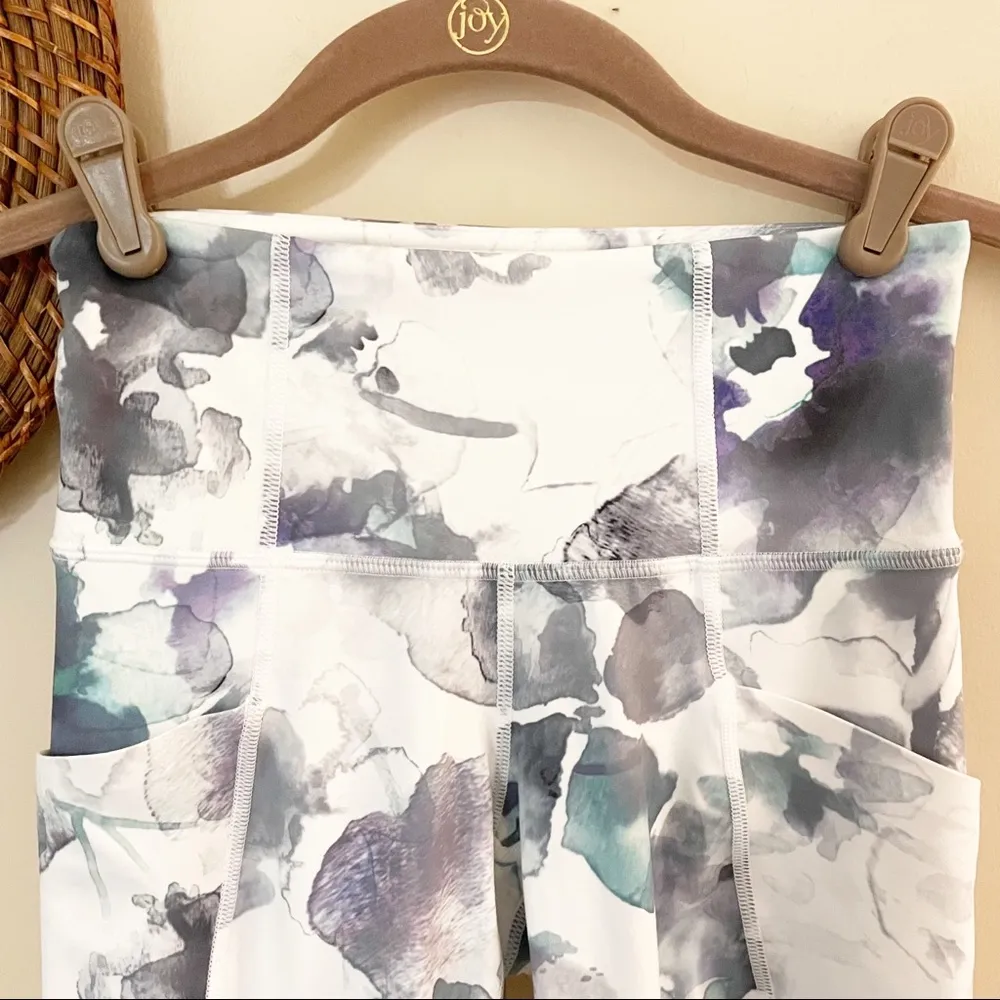 Athleta Floral Mudra 7/8 Leggings - Image 6