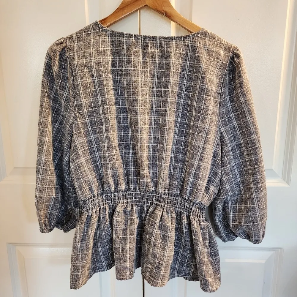 Smocked Waist faux wrap plaid blouse top in Grey Graphite medium - Image 5