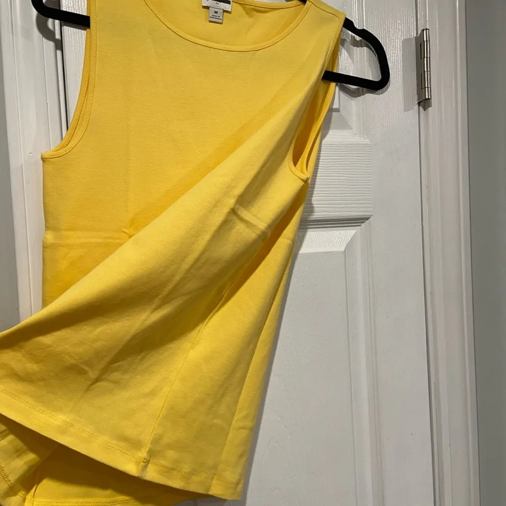 NWOT J. Crew Size M Yellow Mid Weight Crew Neck Soft Knit Cotton Tank Top - Image 6