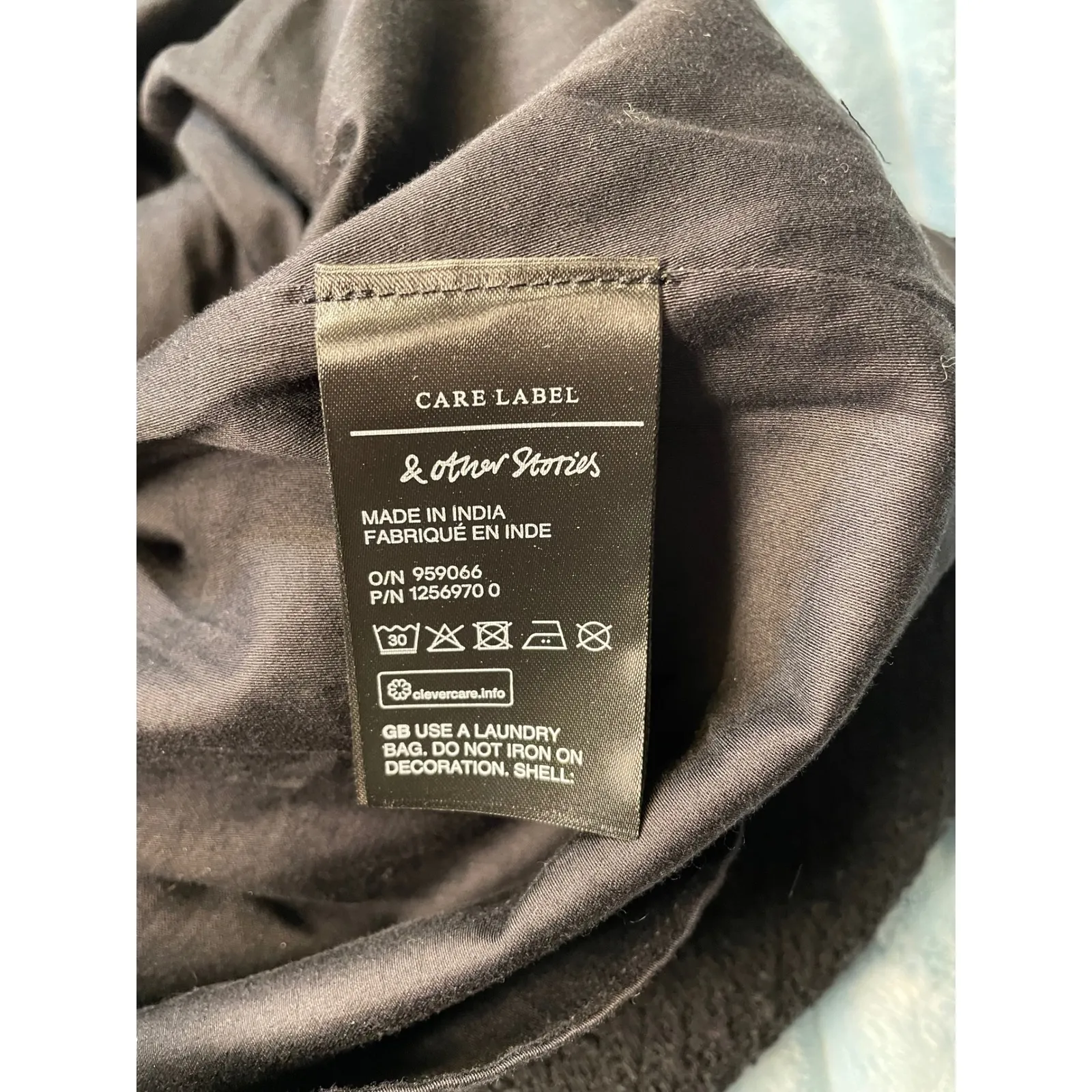 Other Stories Black Textured Short Sleeve Dress Embellished Collar - Image 7