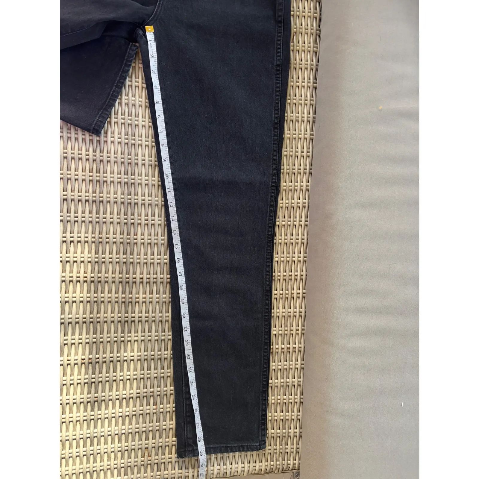 ROLLAS NWT Elle Super High Rise Relaxed Jeans 26 minimalist boho layered chic Black - Image 10