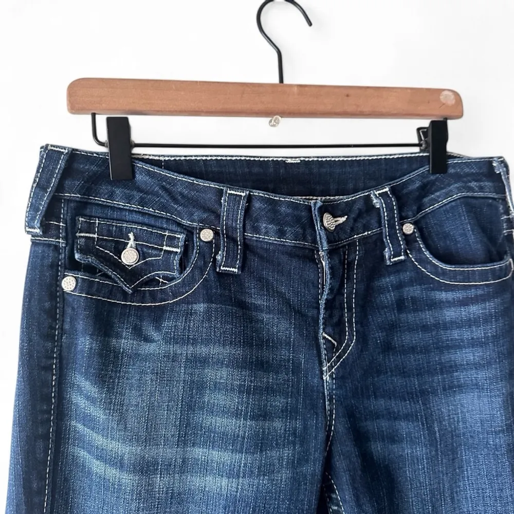 True Religion Becky Bootcut Jeans Size 32 Dark Wash Made in USA - Image 2
