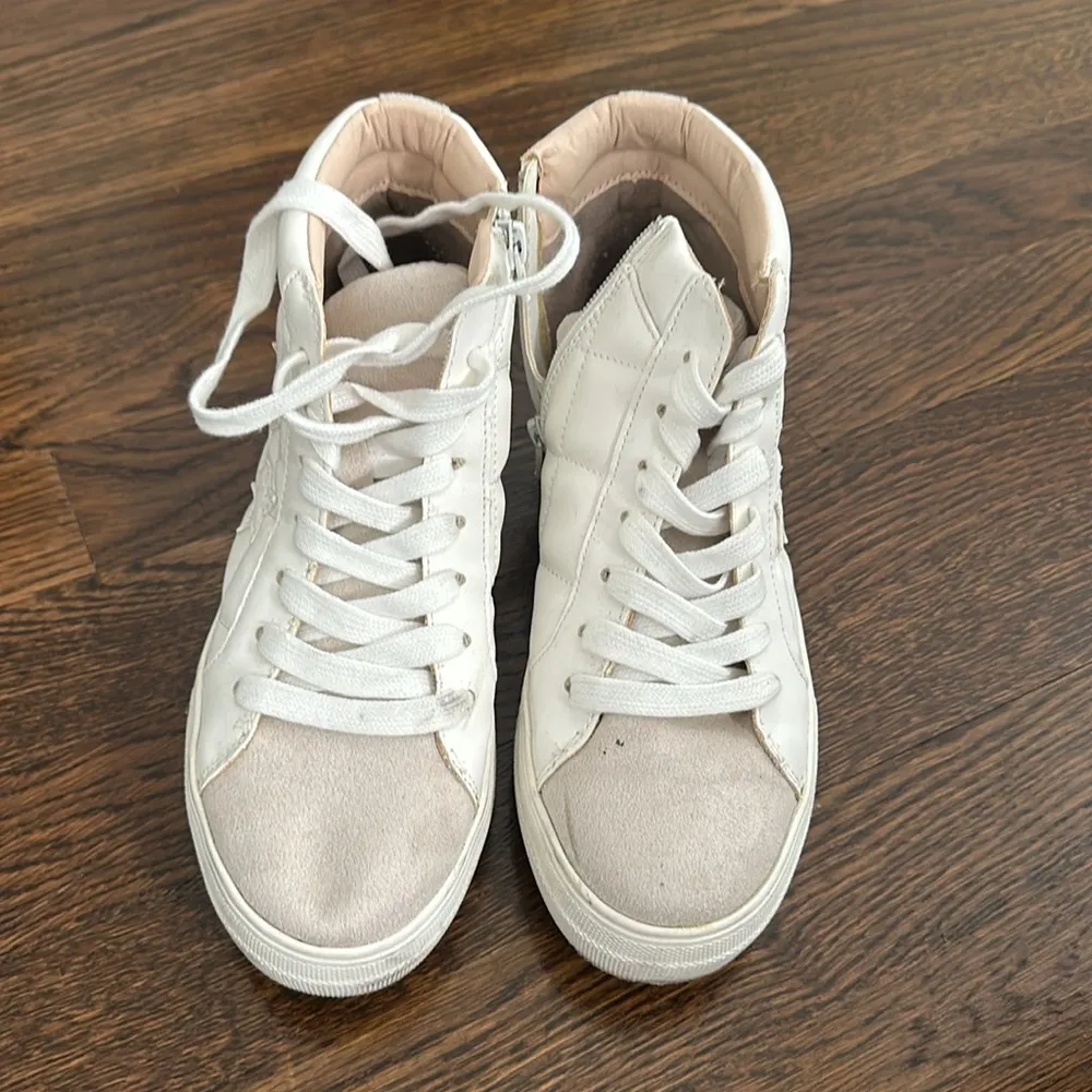 White/Beige shoes (size 6.5) - Image 3