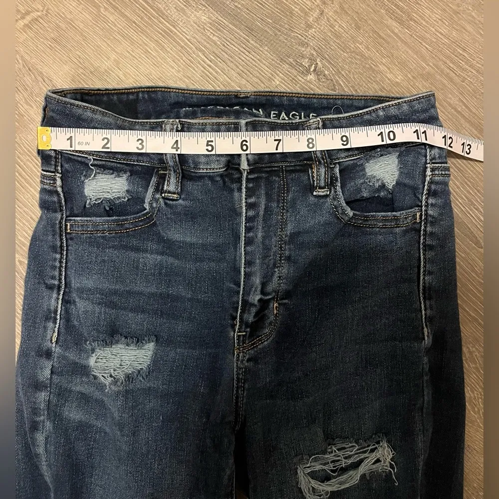 American Eagle Super Hi-Rise Jegging Women’s Size 2 Short Distressed - Image 2