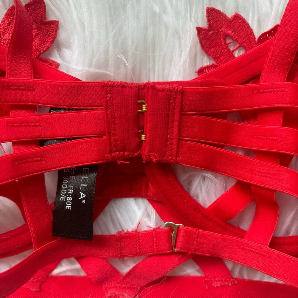 Bluebella red cage applique bra, 30DD or 30E Size undefined - Image 3