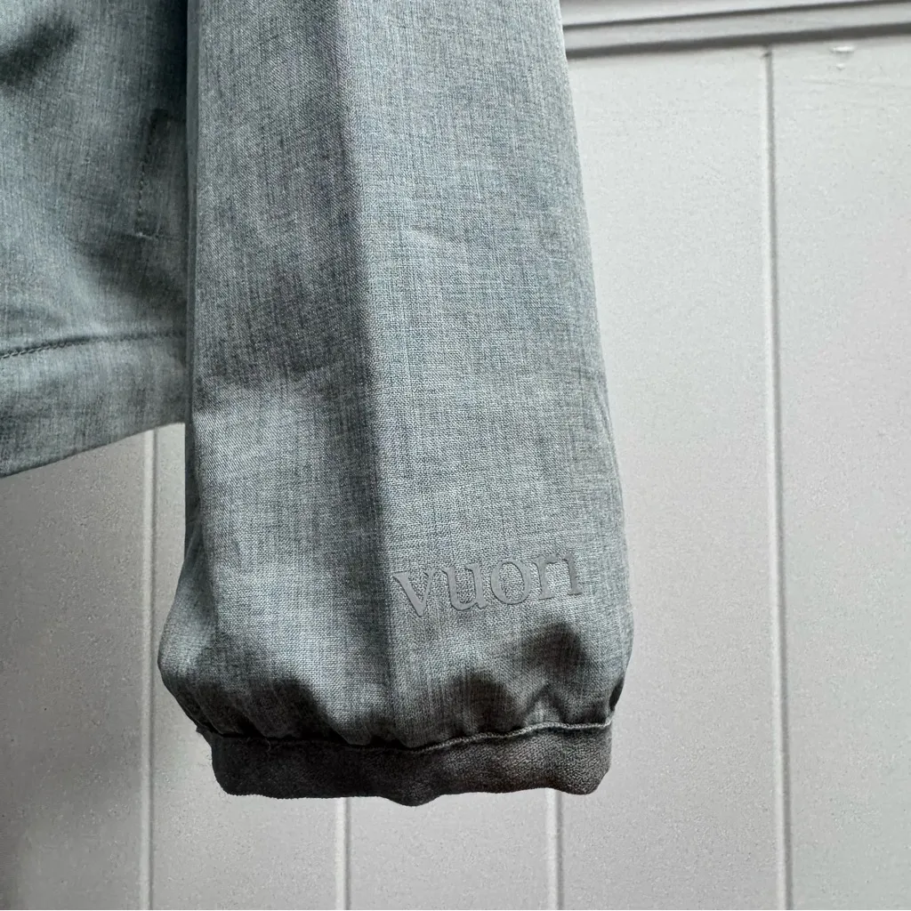 Vuori Outdoor Trainer Shell Lightweight Jacket Vintage Pistachio Linen Medium - Image 9