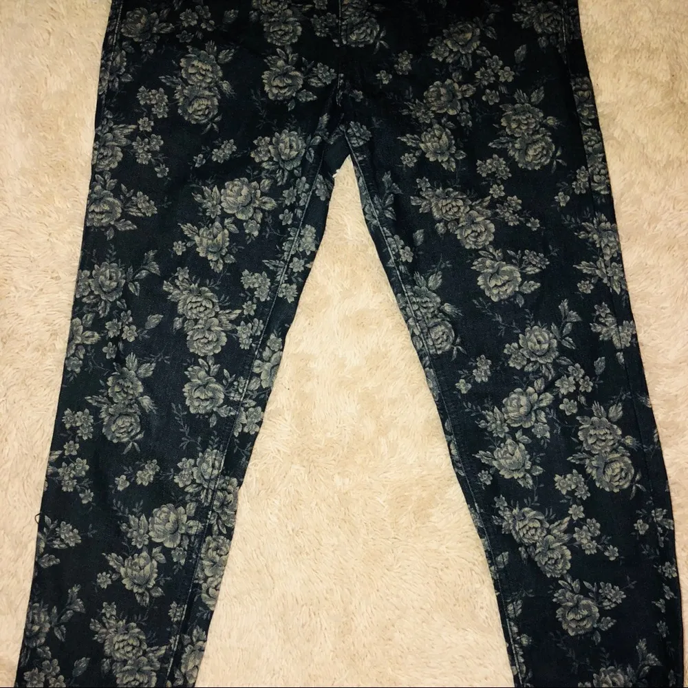 American Rag  floral print jeans - Image 4