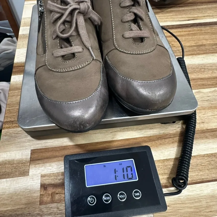 Dansko Womens Loretta Shoe 40 Brown Nubuck Leather Lace Wedge Sneaker Comfort - Image 11