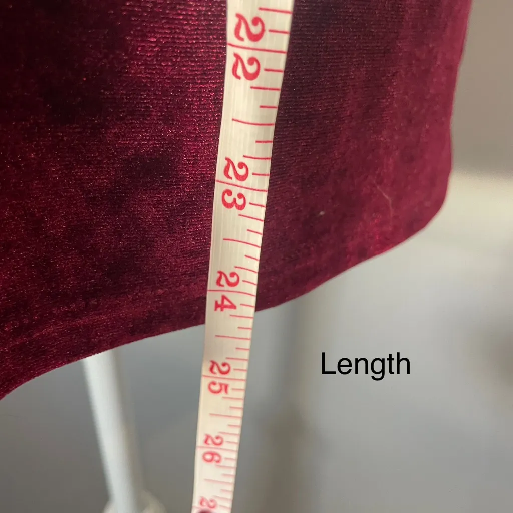 Abercrombie & Fitch red velvet t-shirt - Image 5