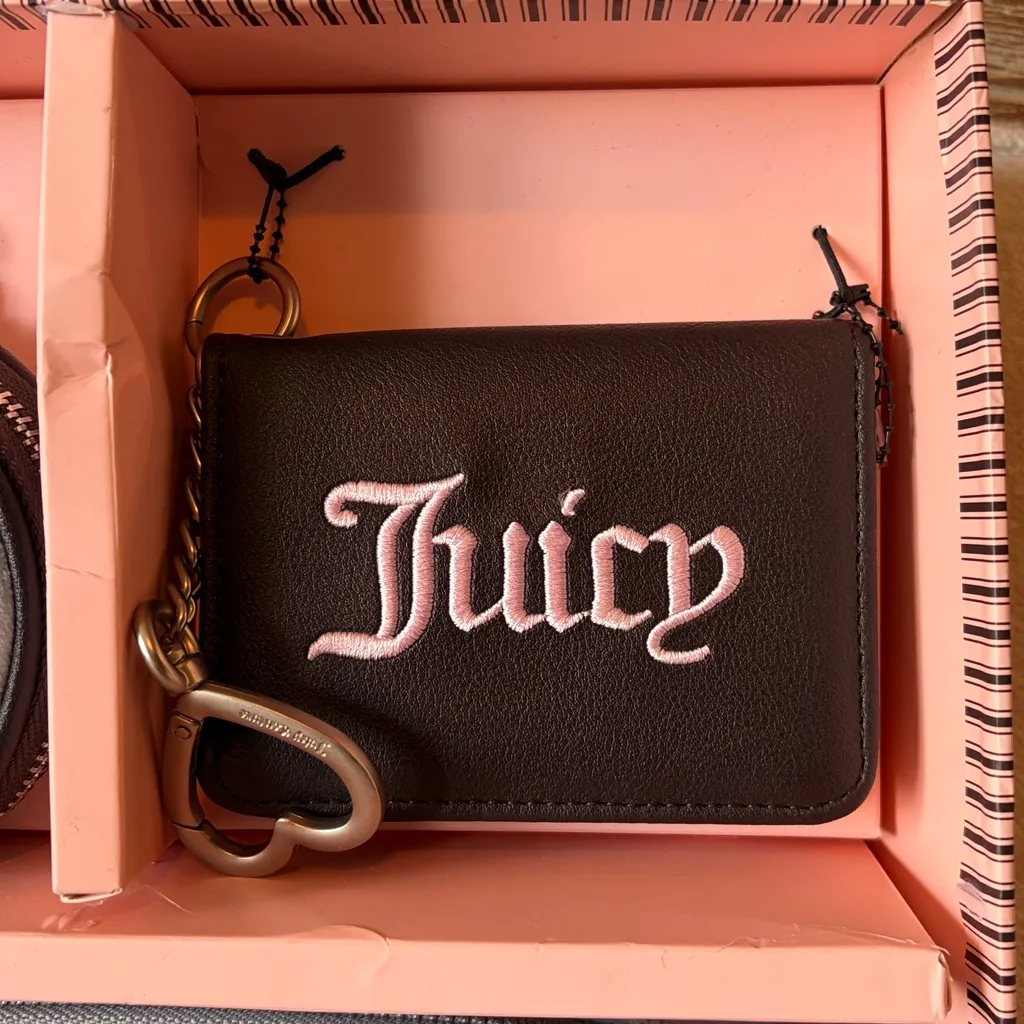 Juicy Couture Blue Velour 4 Piece Double Entry Camera Bag Set - Image 3