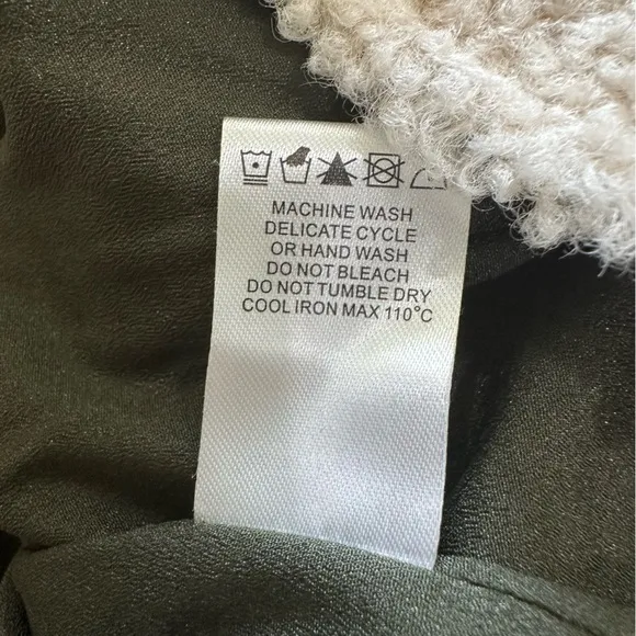 Crosby by Mollie Burch Gemma‎ Ivory Vegan Shearling Jacket Size M - Image 11