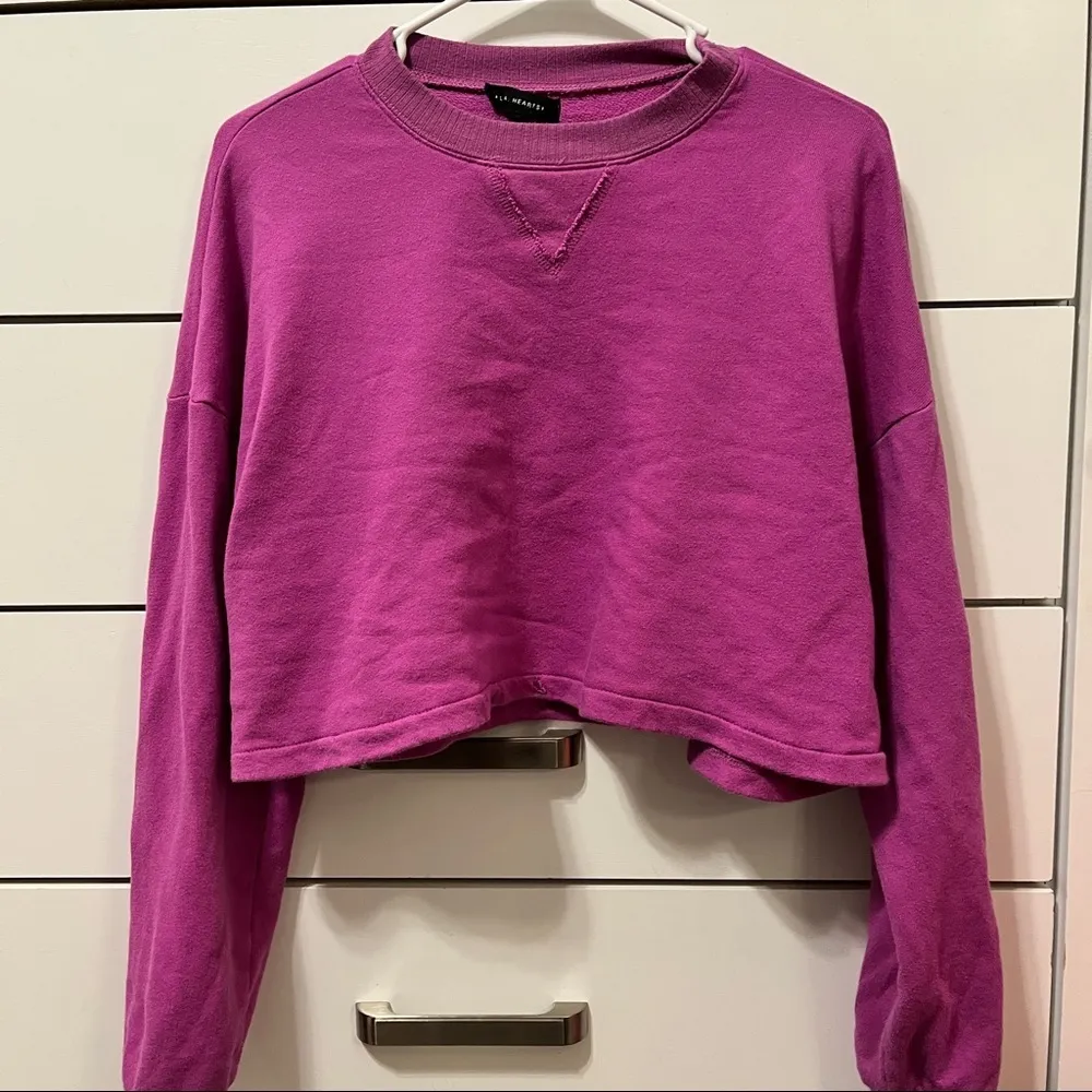 Pacsun Pink/Purple cropped crewneck - Image 2