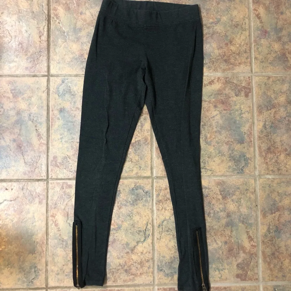 [american eagle] high rise leggings with zippers - Image 3