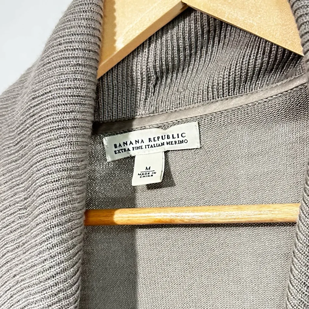 Banana Republic Extra Fine Italian Merino Waterfall Cardigan (Size M) - Image 3