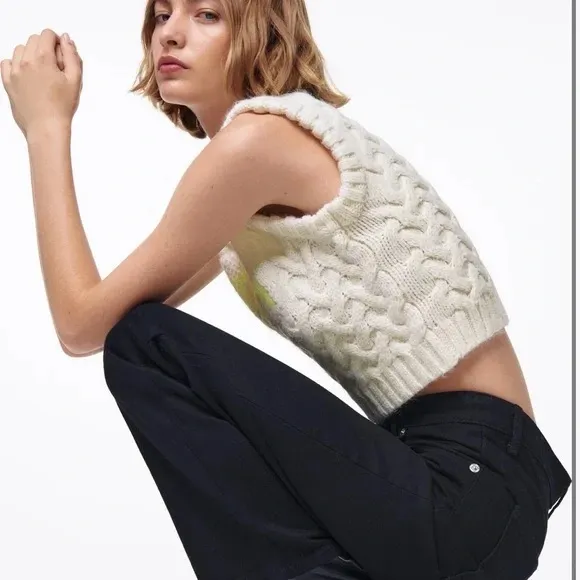 Zara Women Jacquard Space Invaders Taito Sweater Knit Short Vest SZ S - Image 3