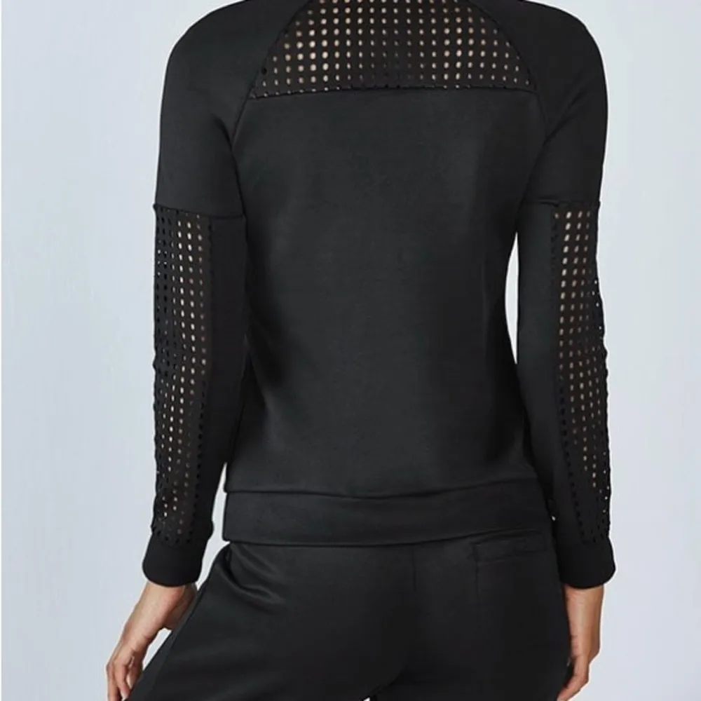 Fabletics Tilly Sweatshirt Size Medium - Image 4