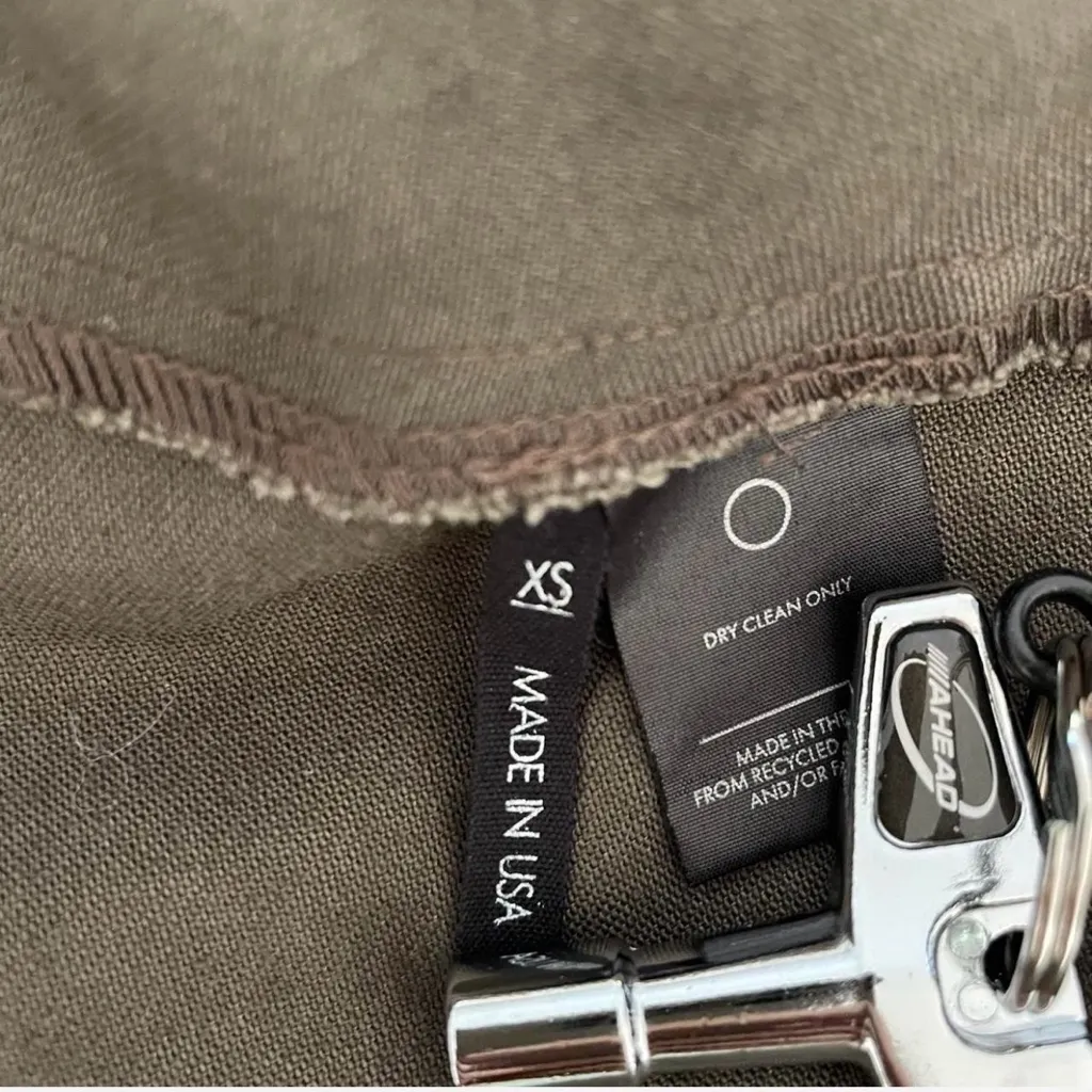 Reformation  Kinsley denim cropped bomber - Image 6