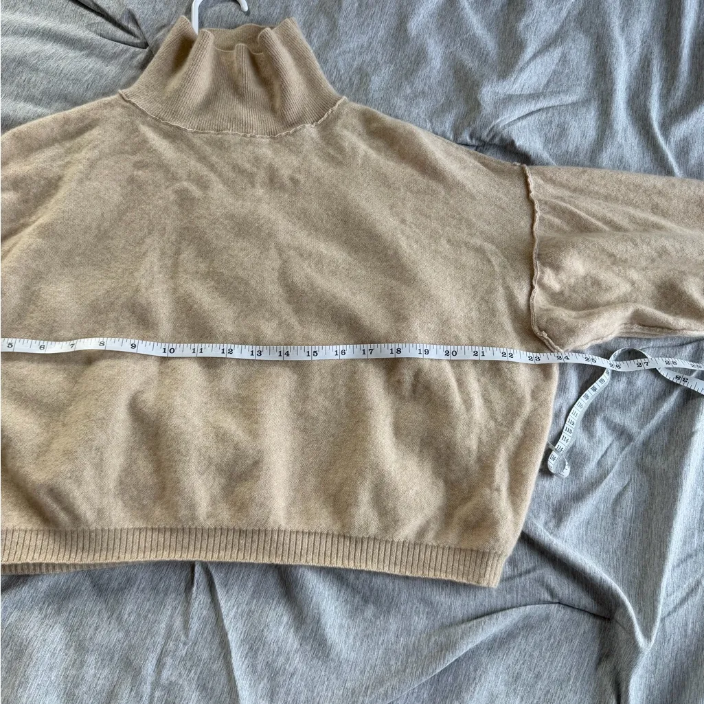 Free People 100% Cashmere Sweater Womens XS Beige Turtleneck Crop So Low So High - Image 9