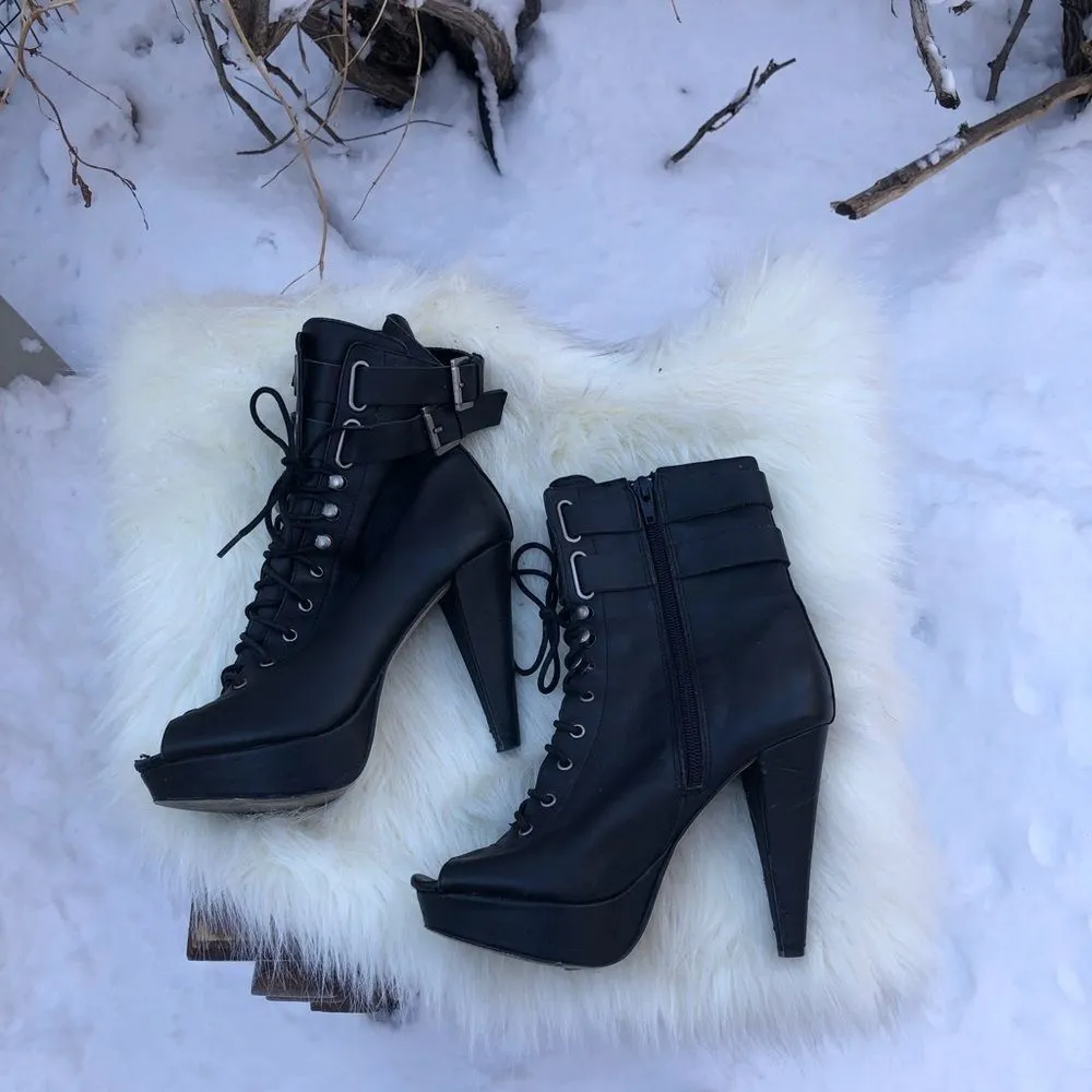 Kelsi Dagger Bellamy Lace Heeled Boots‎ - Image 3