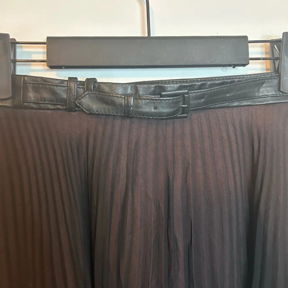 BCBGENERATION Pleated Overlay Leather Trim Skirt - Image 5