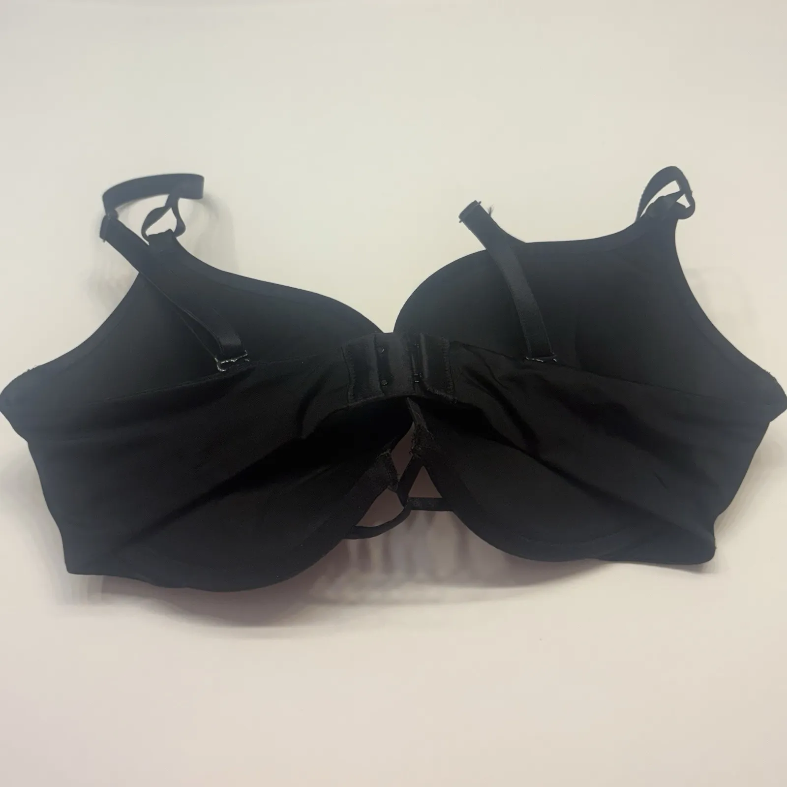 Victoria's Secret Miraculous Plunge Super Push-up Bra Size 36C Black Satin - Image 4